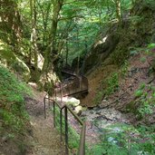 rastenbachklamm bach weg