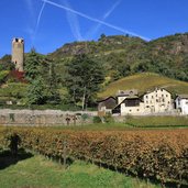 Bozen Gscheibter Turm Burg Treuenstein Herbst