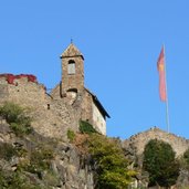 Dreiburgenwanderung Hocheppan Kapelle P