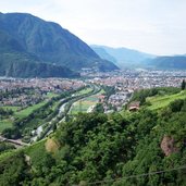 RS ausblick auf bozen panorama mit talferwiesen