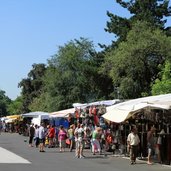 RS Ueberetsch Kaltern Wochenmarkt