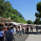 RS Ueberetsch Kaltern Wochenmarkt