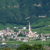 RS tramin zentrum mit kirche