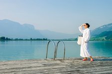 Adobe Stock kalterersee urlaub person