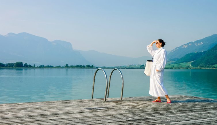 Adobe Stock kalterersee urlaub person
