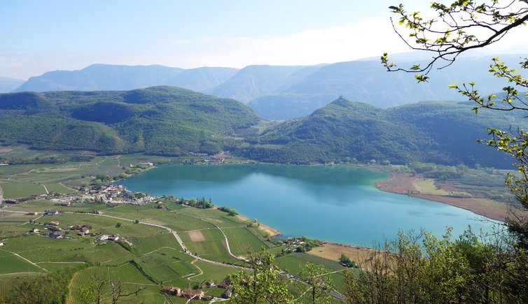 RS aussicht von altenburg auf kalterer see und st josef fr